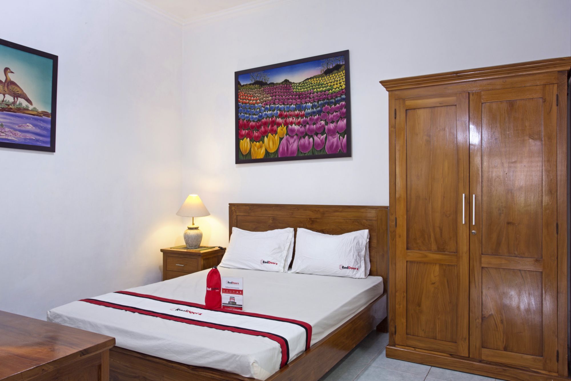 Отель Reddoorz Near Adisucipto Airport Джокьякарта Экстерьер фото